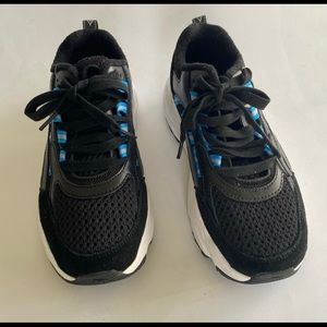 UMBRO NEPTUNE RUNNING SNEAKERS(WOMEN)